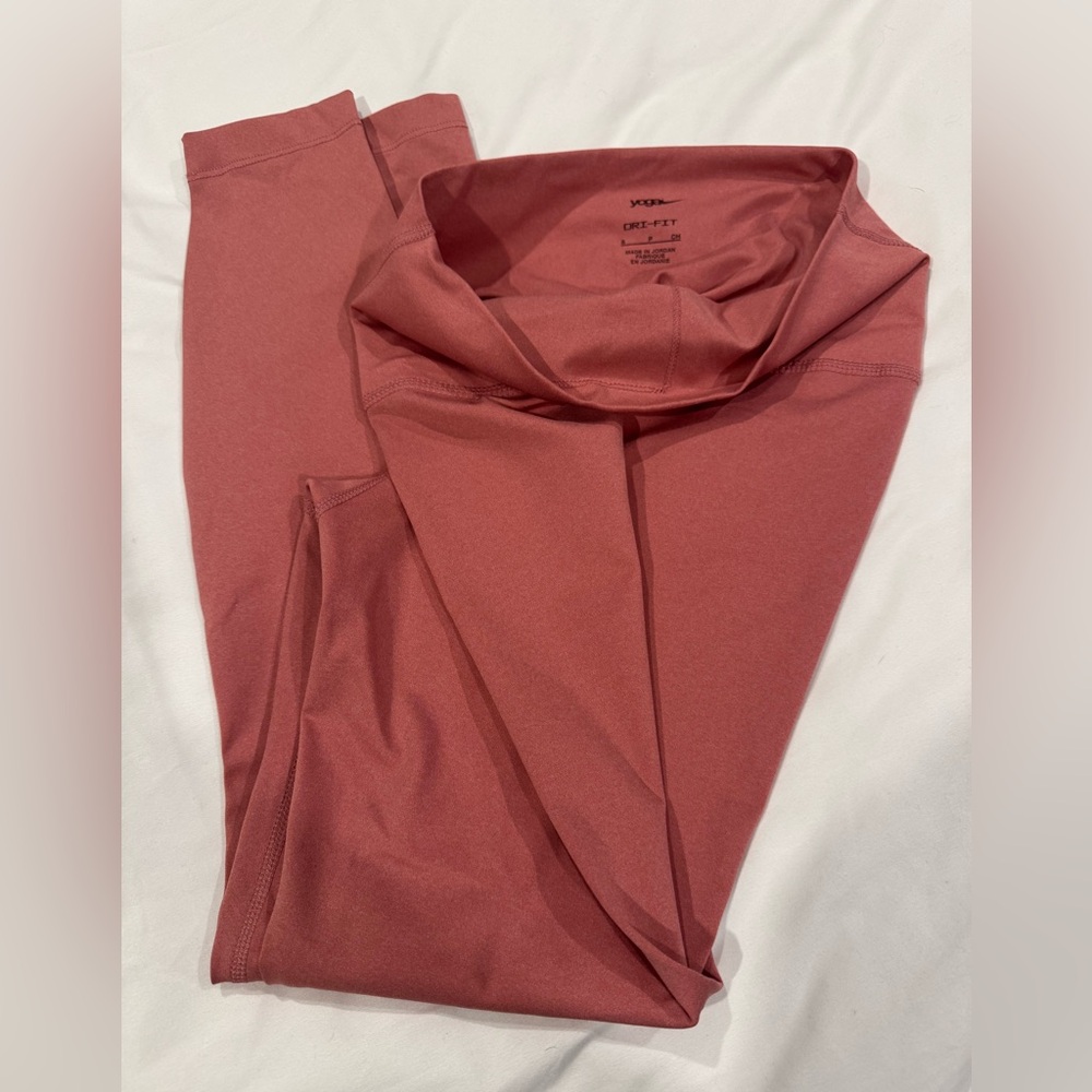 Nike Yoga Dri-FIT Leggings in Coral